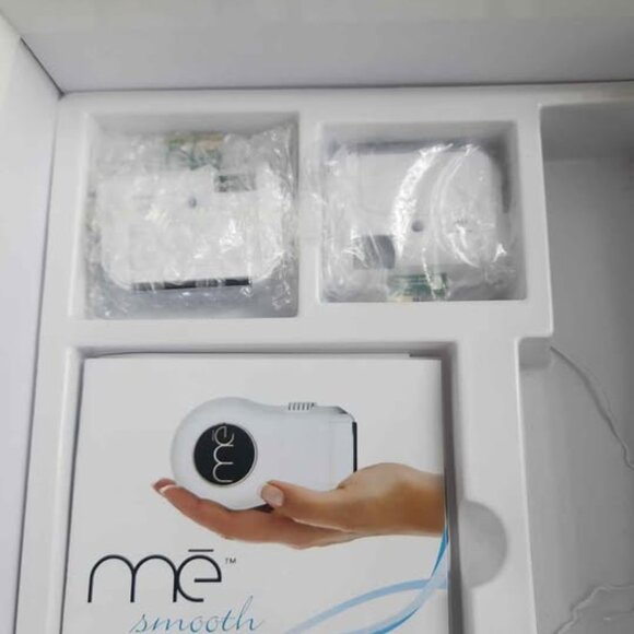MÉ Smooth Permanent Hair Reduction Device(NIB) - Picture 3 of 4